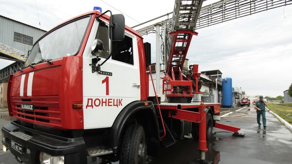 Пожарная машина МЧС в Донецке