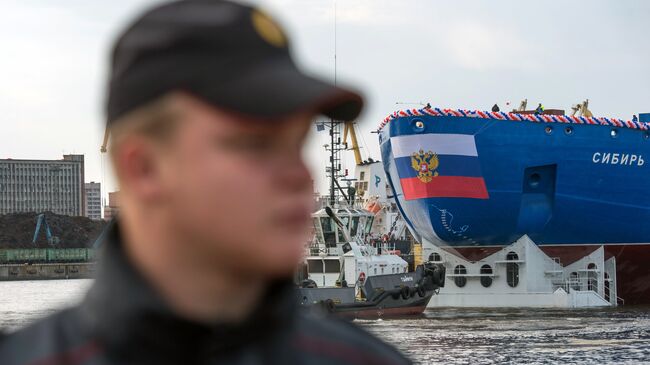 Спуск на воду атомного ледокола Сибирь в Санкт-Петербурге. Архивное фото