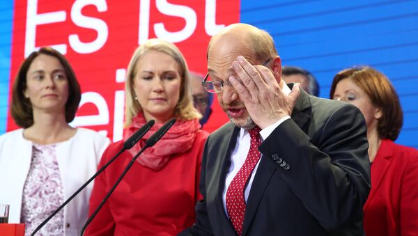 Лидер Социал-демократической партии Мартин Шульц после объявления результатов первых экзитполов парламентаских выборов в Германии. 24 сентября 2017