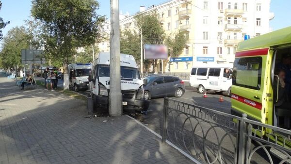 ДТП в Астрахани на площади Шаумяна. 25 сентября 2017