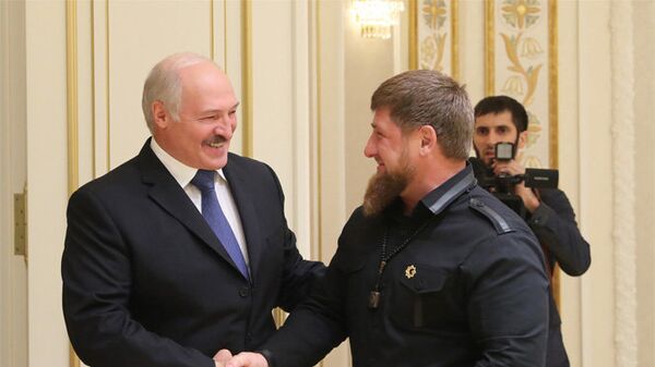 Президент Республики Беларусь Александр Лукашенко и глава Чечни Рамзан Кадыров во время встречи в Минске