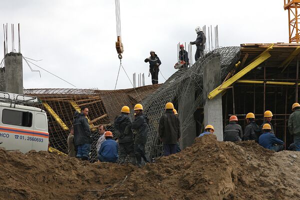 Обрушение строящегося здания в Новосибирске 
