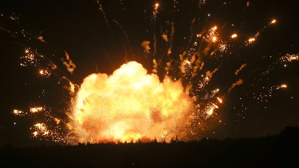 Пожар на военной базе на Украине. Архивное фото