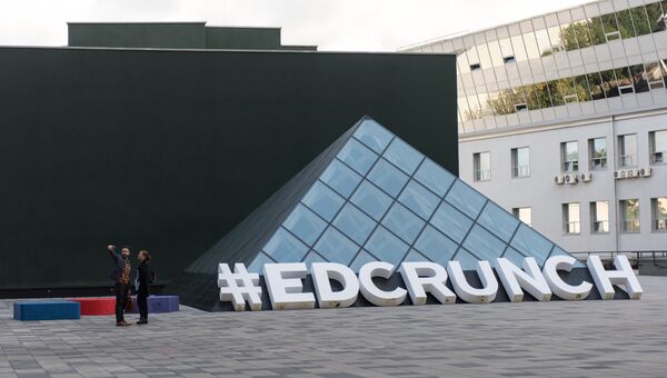 Логотип конференции #EdCrunch 2017