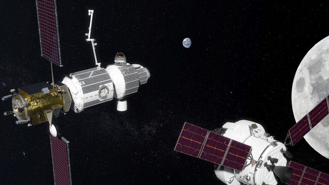 Космические корабли на орбите Луны. Архивное фото