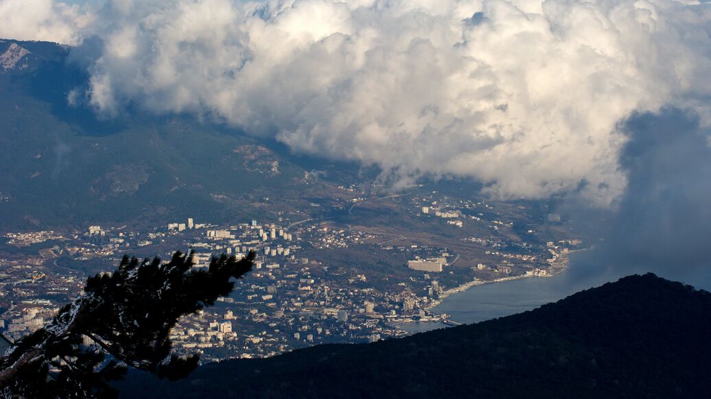 В Крыму объявили ракетную опасность