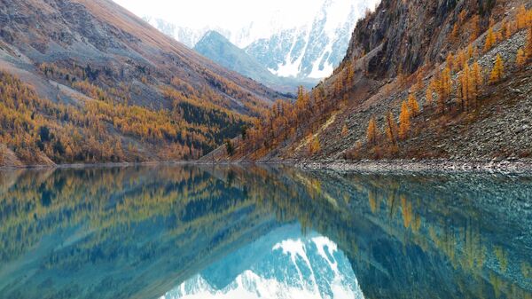 Нижнее Шавлинское озеро в Кош-Агачском районе Республики Алтай. Архивное фото