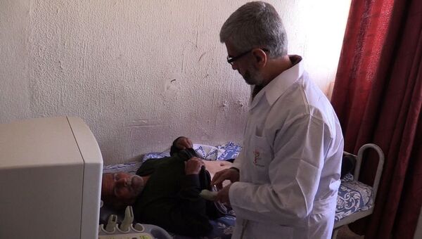 Пациент в государственной больнице имени Асада в Дейр-эз-Зоре, Сирия. Архивное фото
