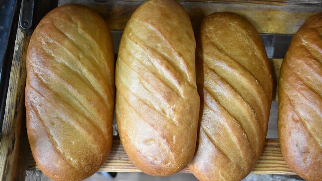 Батоны белого хлеба. Архивное фото