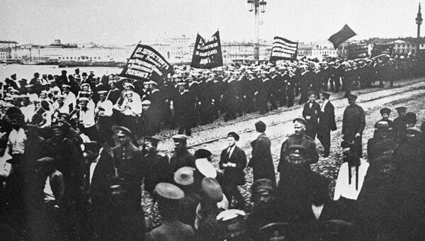 Революционная демонстрация в Петрограде. 18 июня 1917 года