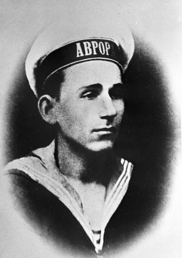 Александр Викторович Белышев (1893-1974). Петроград. 1917 год.