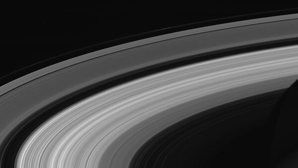 Последний снимок колец Сатурна, сделанный космическим зондом Кассини перед завершением его миссии