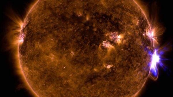 Мощная вспышка на Солнце, зафиксированная Обсерваторией НАСА 14 сентября 2017 