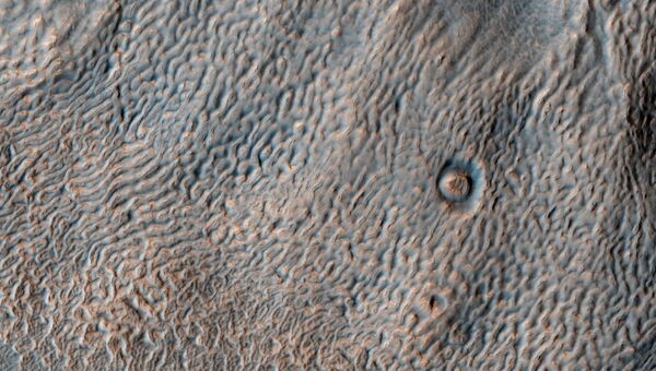 Снимок Марса, сделанный Марсианским разведывательным спутником (МРС)
