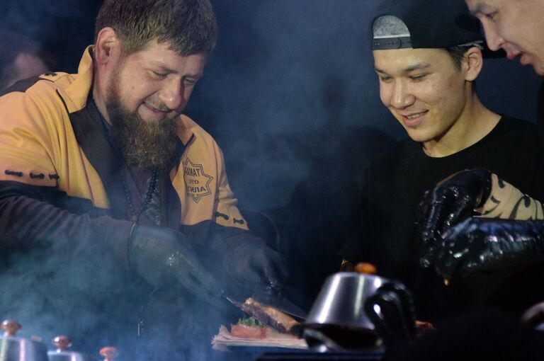 Глава Чеченской Республики Рамзан Кадыров на открытии кафе сети Black Star Burger в Грозном