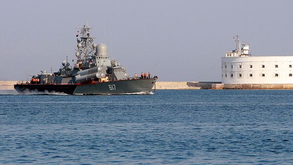 В севастопольскую бухту вернулся малый ракетный корабль Мираж ЧФ РФ