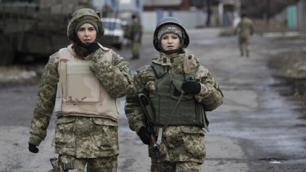 Украинские женщины-военнослужащие. Архивное фото