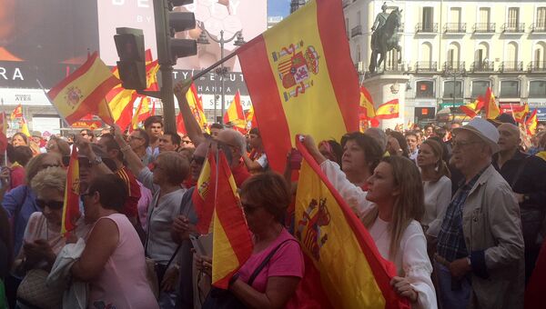 Манифестация против референдума в Каталонии в Мадриде, Испания. Архивное фото