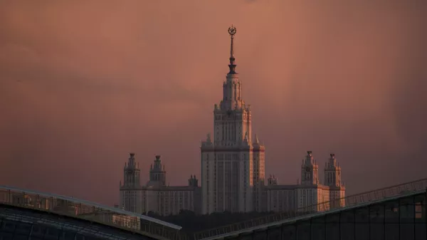 Здание МГУ