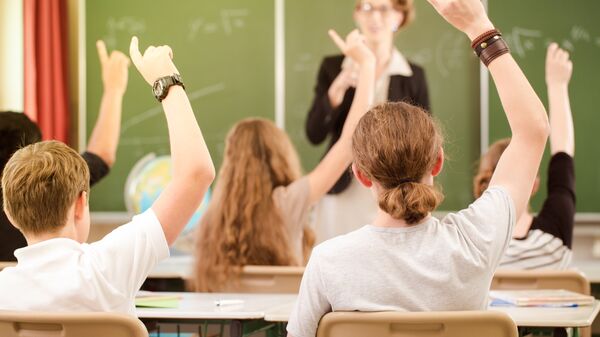 В Запорожье заявили, что в школах продолжат преподавать украинский язык