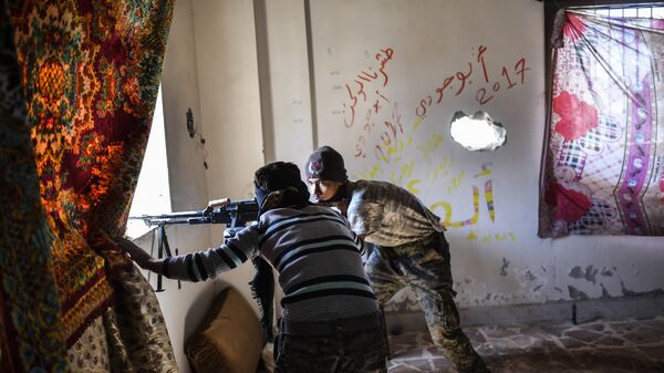 Бойцы Сирийских демократических сил (SDF) в Ракке