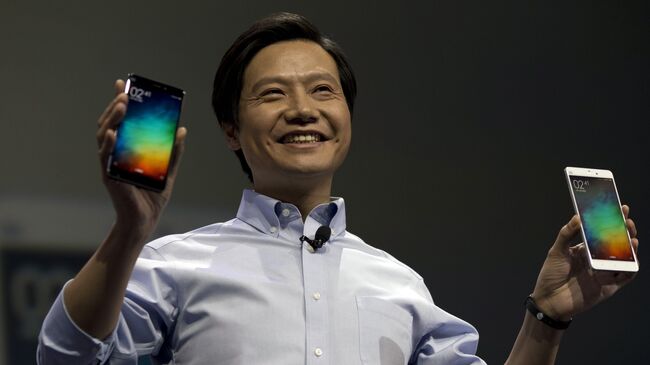 Глава компании Xiaomi Лэй Цзюнь о время презентации смартфона Xiaomi Note. 15 января 2015