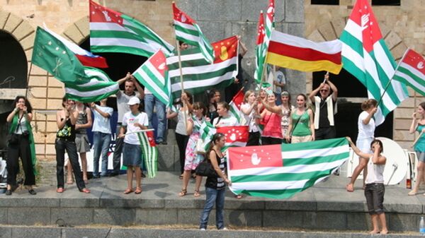 СФ предложил президенту признать независимость Южной Осетии и Абхазии