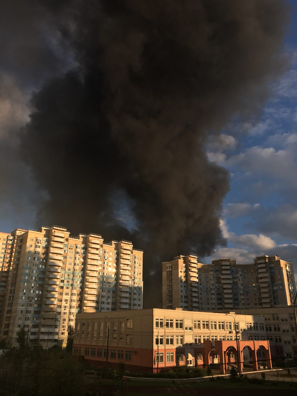Пожар на строительном рынке Синдика. 8 октября 2017