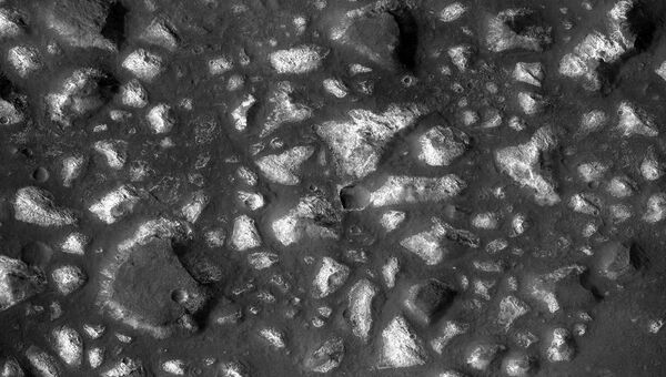 Глубоководные отложения в Эриданском регионе Марса, которые могут быть ключом к происхождению жизни на Земле