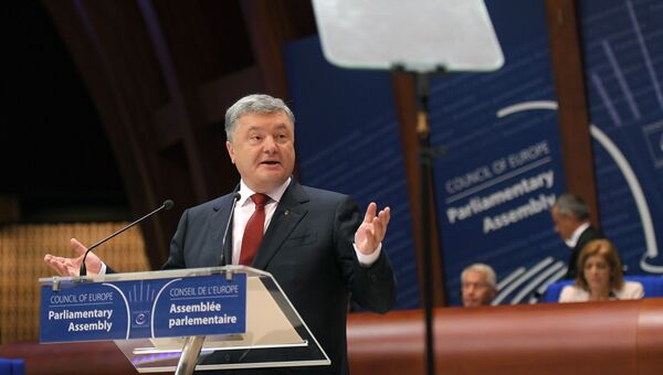 Президент Украины Петр Порошенко во время выступления на заседании ПАСЕ в Страсбурге