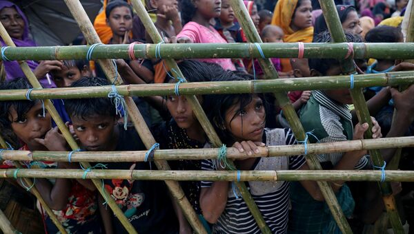 Беженцы рохинджа в лагере беженцев в Бангладеш