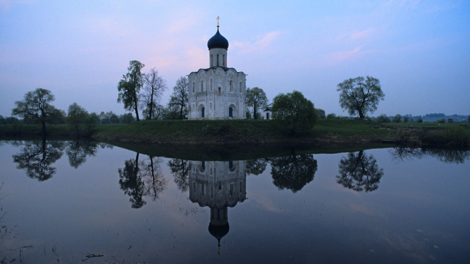 Храм Покрова на Нерли - РИА Новости, 1920, 17.07.2024