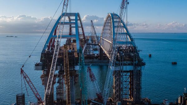 Строительство моста в Крым. Архивное фото