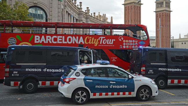 Автомобили полиции в Барселоне