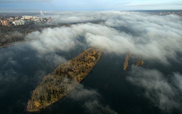 Туман над рекой Обь в Новосибирске