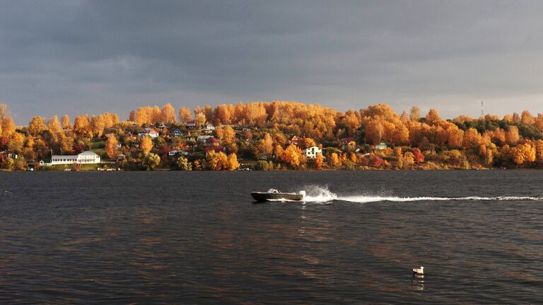 Осень в городе Плёс. Вид на Волгу