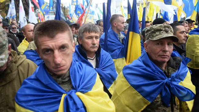 Участники акции в поддержку политической реформы в Киеве. 17 октября 2017