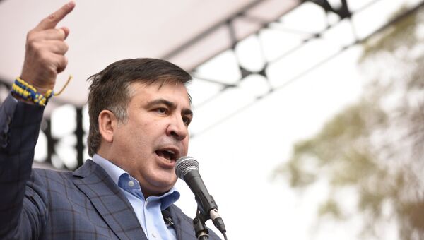 Михаил Саакашвили выступает на акции в Киеве. 17 октября 2017