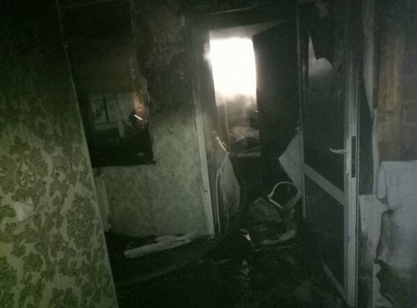 На месте пожара на улице Курортной в городе Иркутске На месте пожара на улице Курортной в городе Иркутске