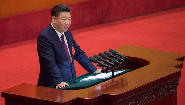 Си Цзиньпин выступает на открытии 19-го съезда Коммунистической партии Китая. Архивное фото