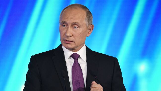 Владимир Путин принимает участие в итоговой пленарной сессии XIV ежегодного заседания Международного дискуссионного клуба Валдай. 19 октября 2017