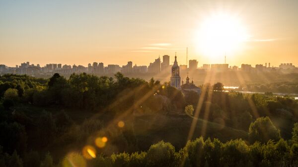 Рассвет в Москве. Архивное фото