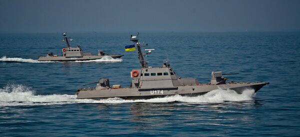 Речные бронекатера Бердянск и Аккерман проекта 58150 Гюрза во время ходовых испытаний в отрытом море Речные бронекатера Бердянск и Аккерман проекта 58150 Гюрза во время ходовых испытаний в отрытом море