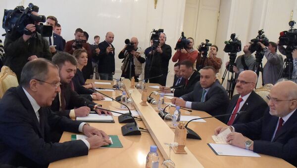 Министр иностранных дел РФ Сергей Лавров и министр иностранных дел Республики Ирак Ибрагим аль-Джаафари во время встречи в Москве. 23 октября 2017