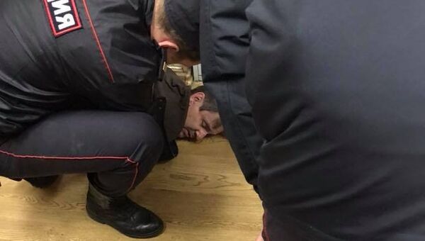 Задержание мужчины, напавшего на ведущую Эха Москвы Татьяну Фельгенгауэр