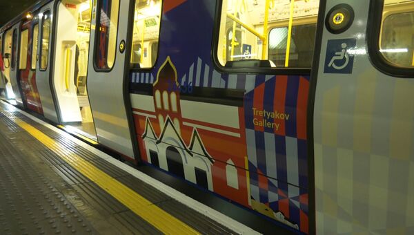 Сердце России в метро Лондона: тематический поезд появился в Великобритании