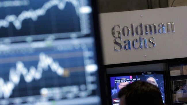 Вывеска одного из крупнейших в мире инвестиционных банков Goldman Sachs, США 