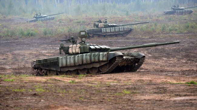 Танки Т-72 Б во время учений Запад-2017