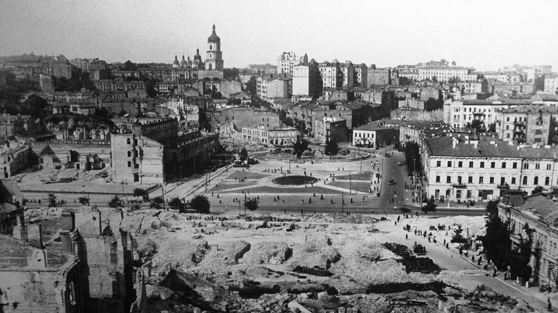 Вид разрушенного Киева в годы ВОВ - РИА Новости, 1920, 15.04.2022