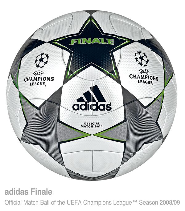 Футбольный мяч adidas FINALE 8